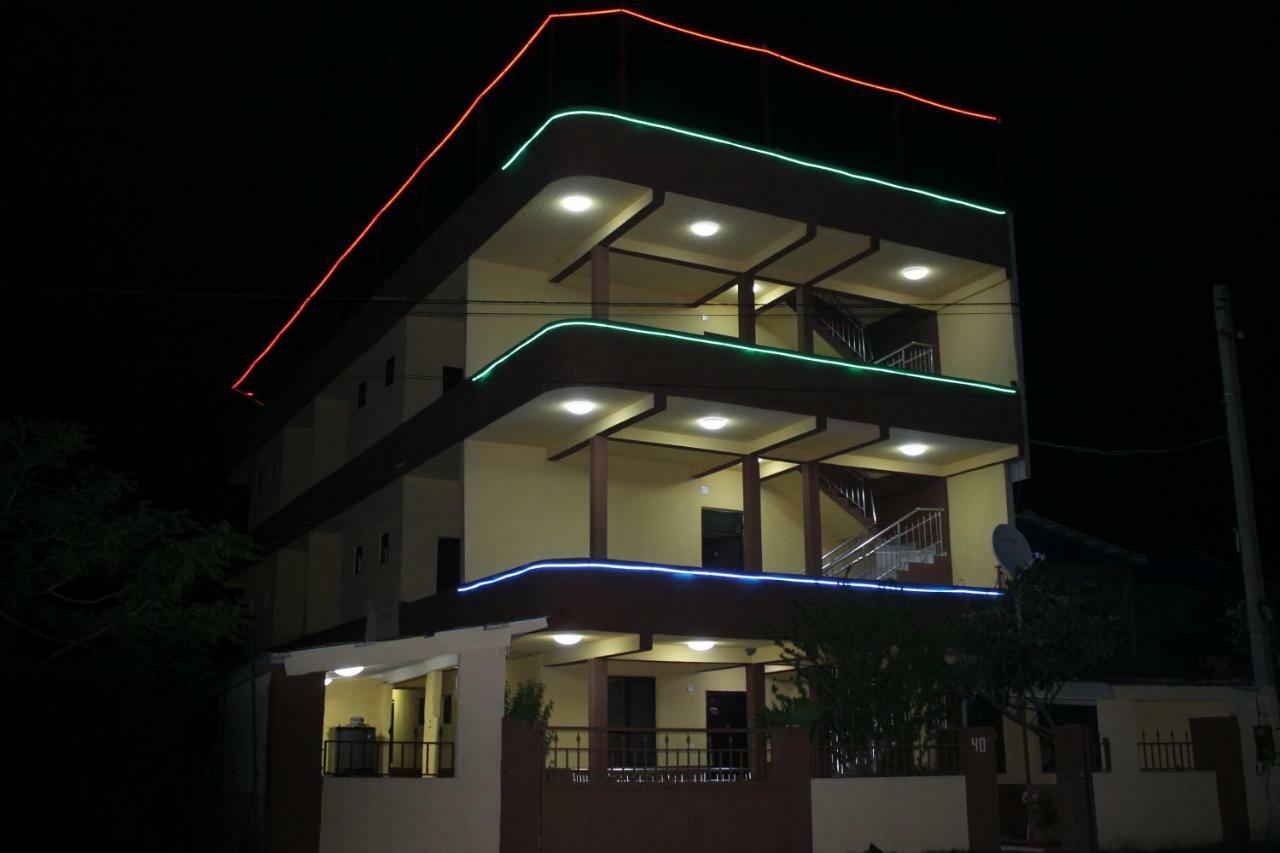 Hotell Anna Уреки Екстериор снимка