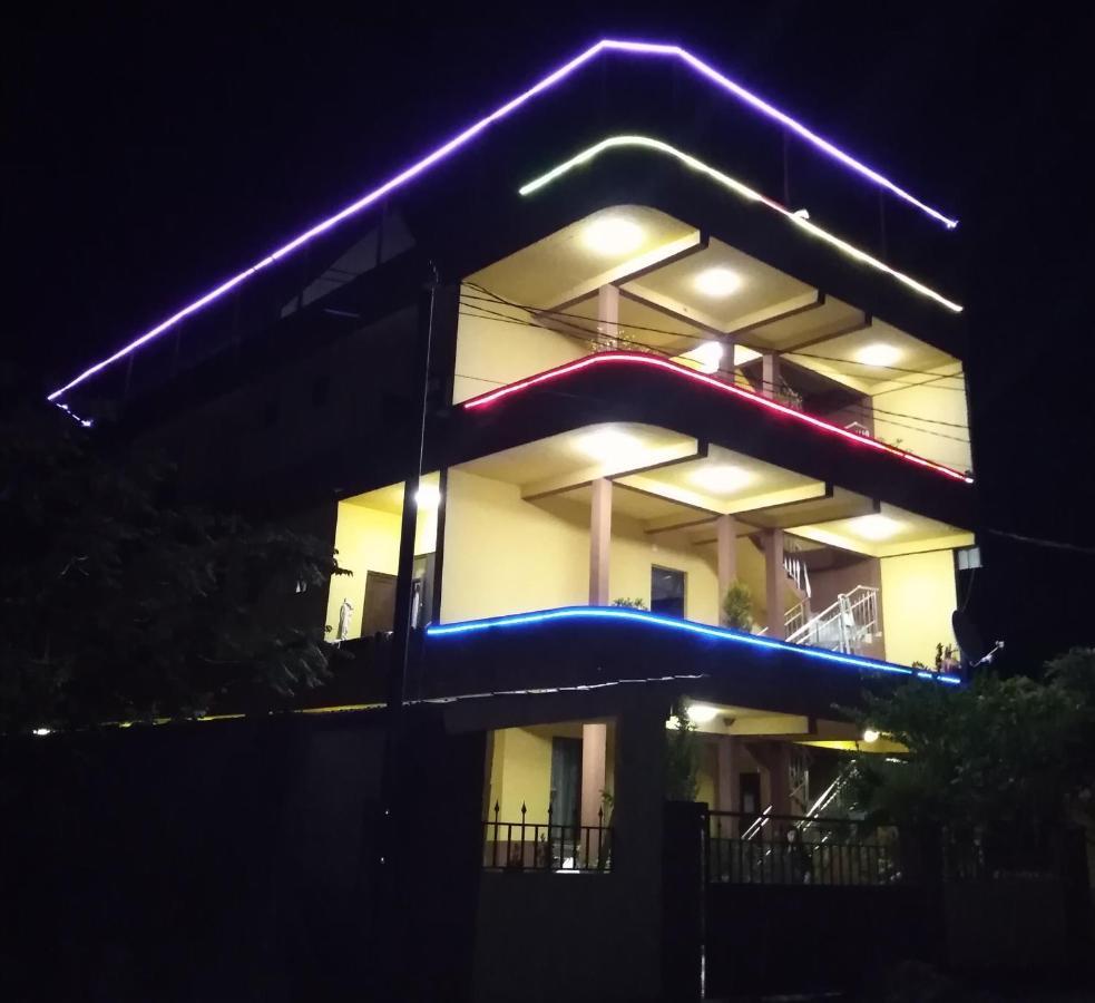 Hotell Anna Уреки Екстериор снимка